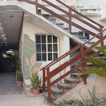 Hotel Departamentos Cerca De Ferry Holbox Esterno foto