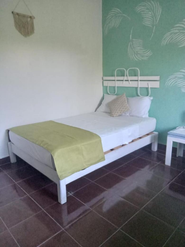 Hotel Departamentos Cerca De Ferry Holbox Esterno foto